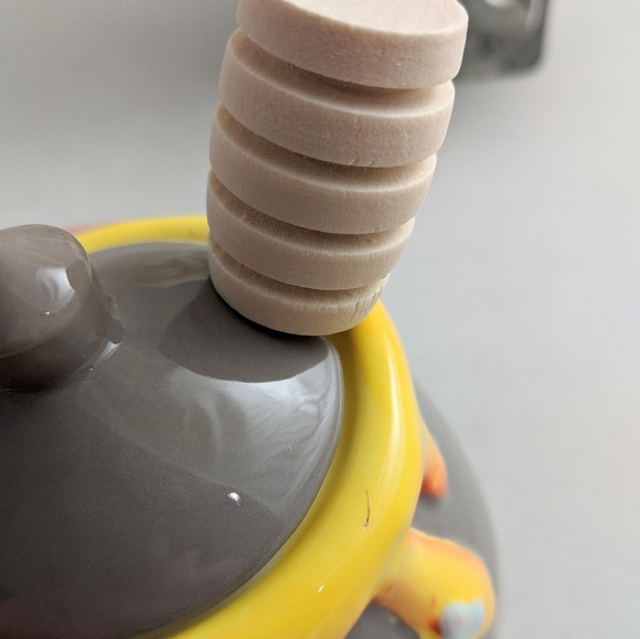 Disney Winnie the Pooh Honey Hunny - Picture 4 of 6